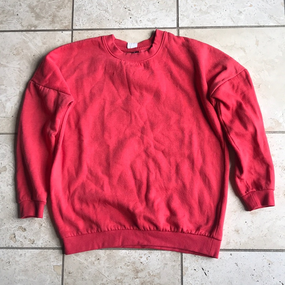 crew neck